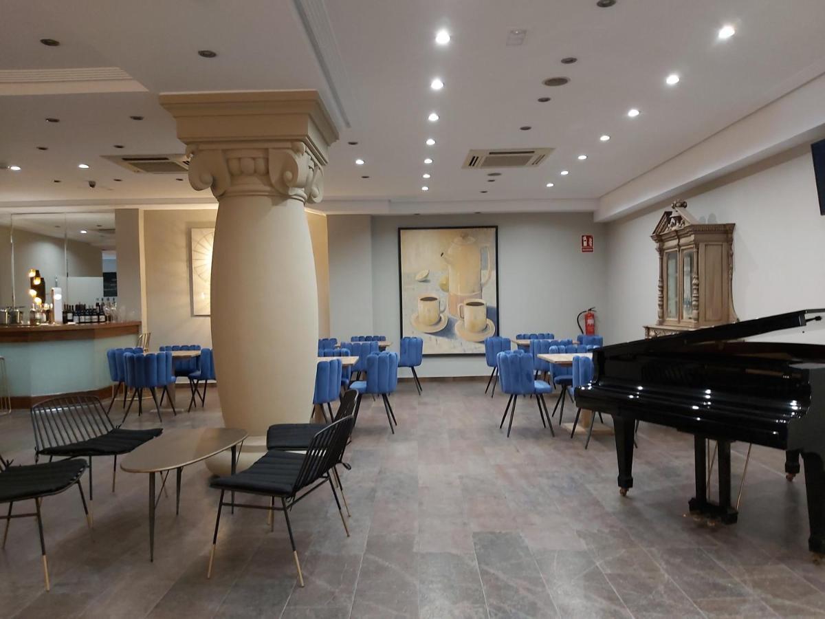 Micampus Burgos Centro Student Residence Екстериор снимка